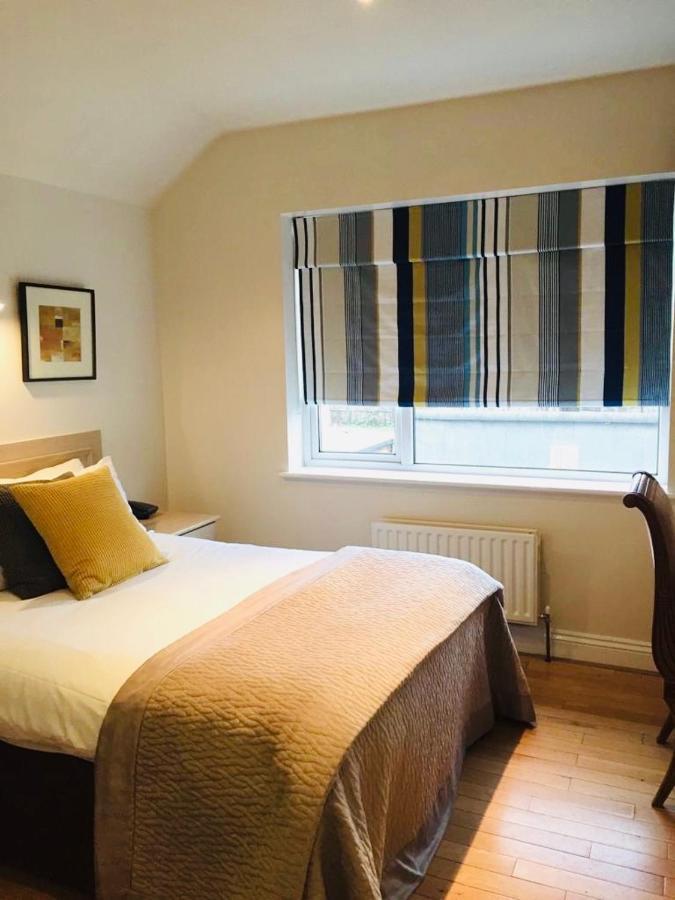 Thameside Hotel Рединг Екстериор снимка